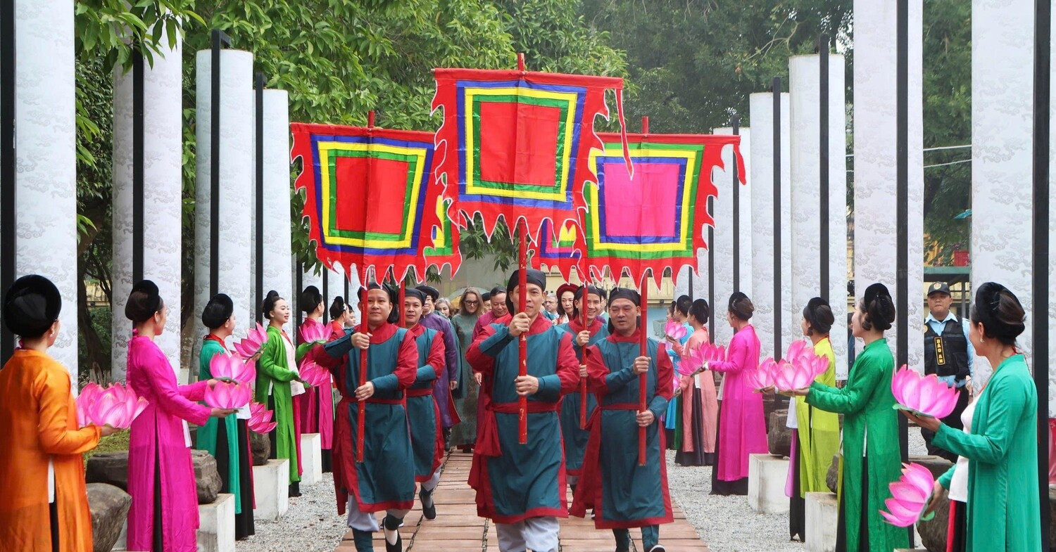 The king’s Tet: Royal ceremonies return to Thang Long Citadel