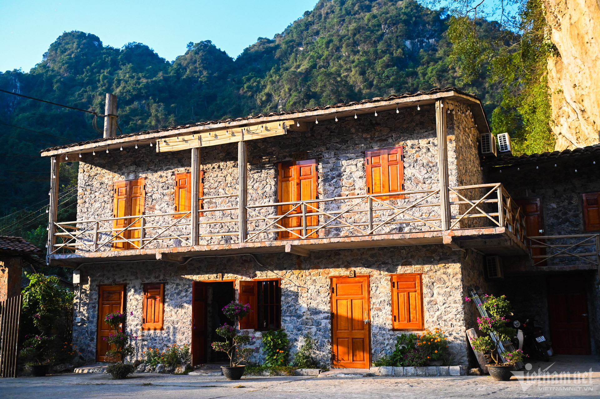 w khuoi ky cao bang thach thao 6 4 1592.jpg