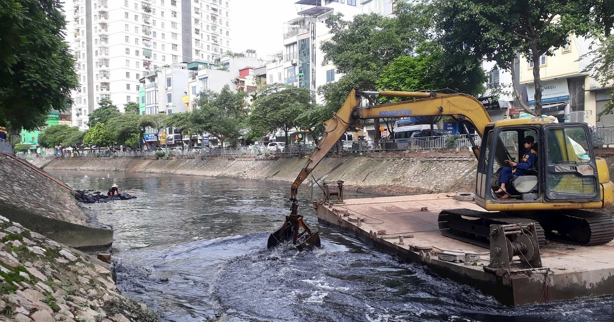 Cleaning Vietnam’s rivers: Cut the tip or heal the root?