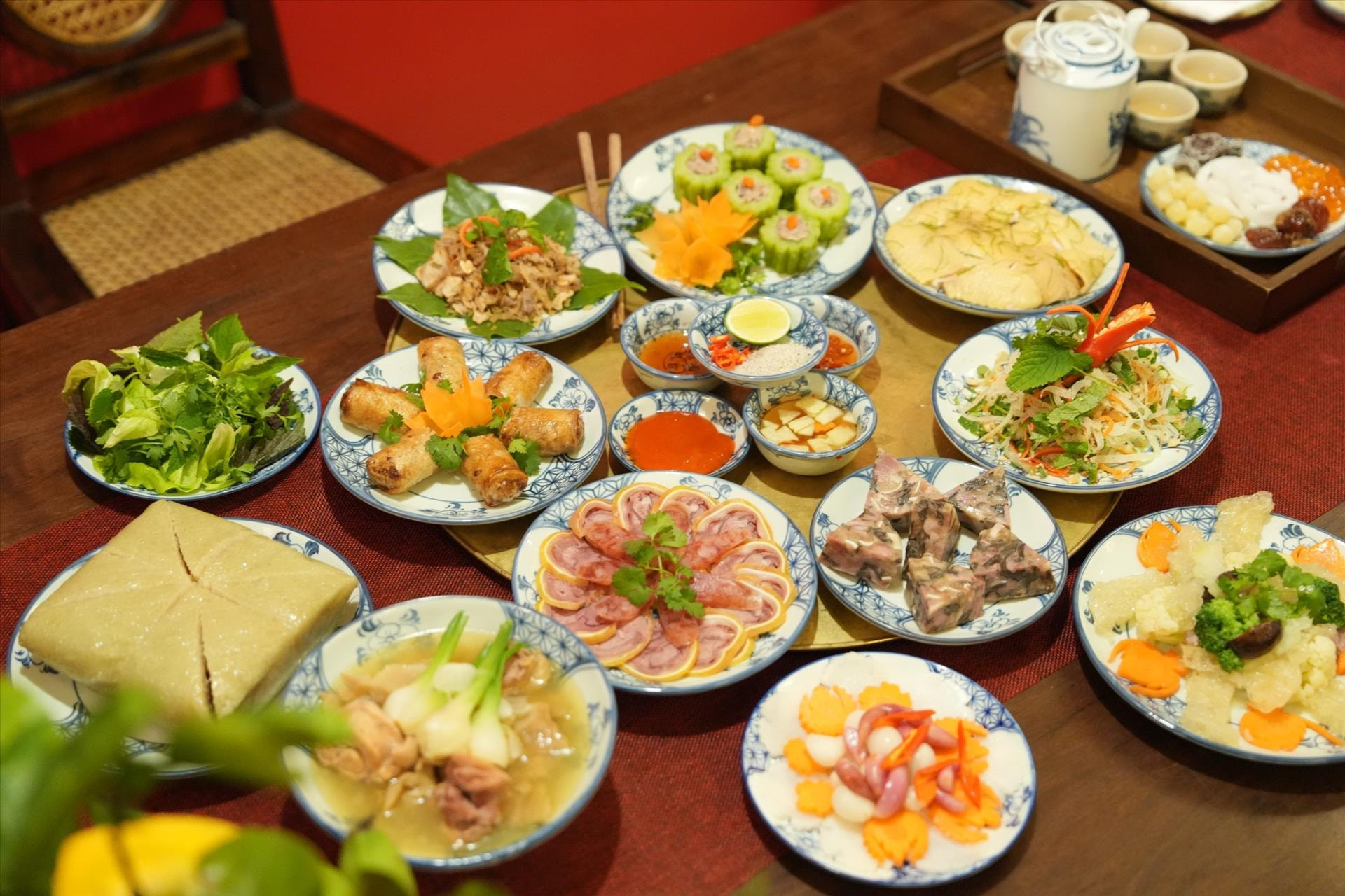 mâm cỗ tết sum vầy