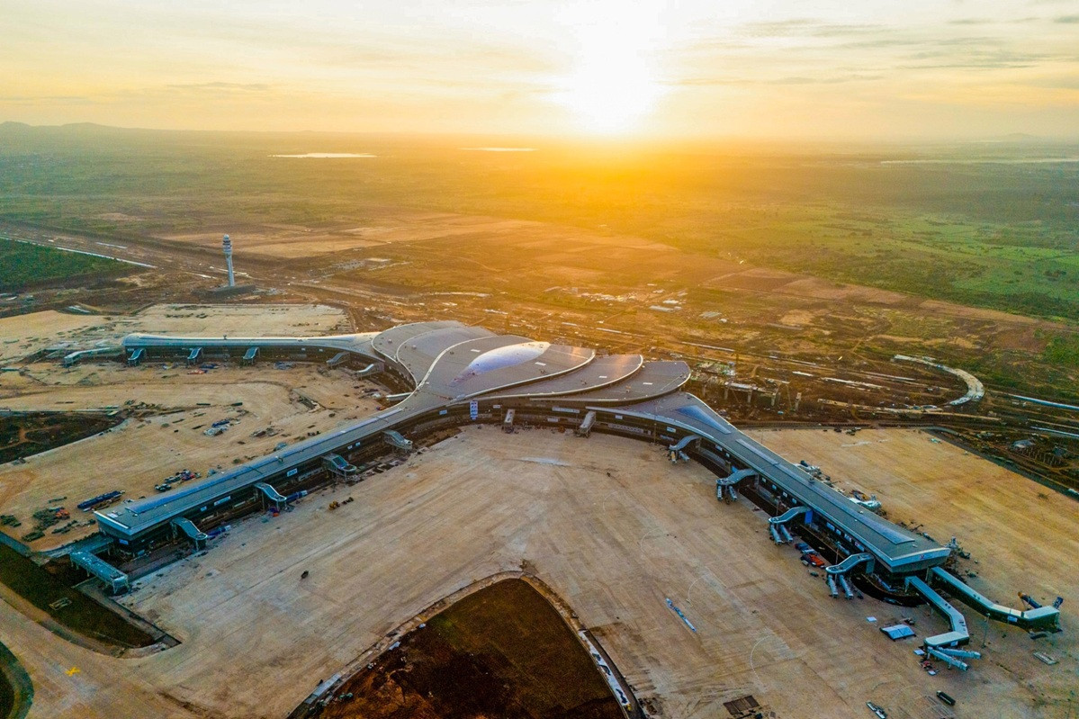 long thanh anh quynh danh 2305 (1).jpg