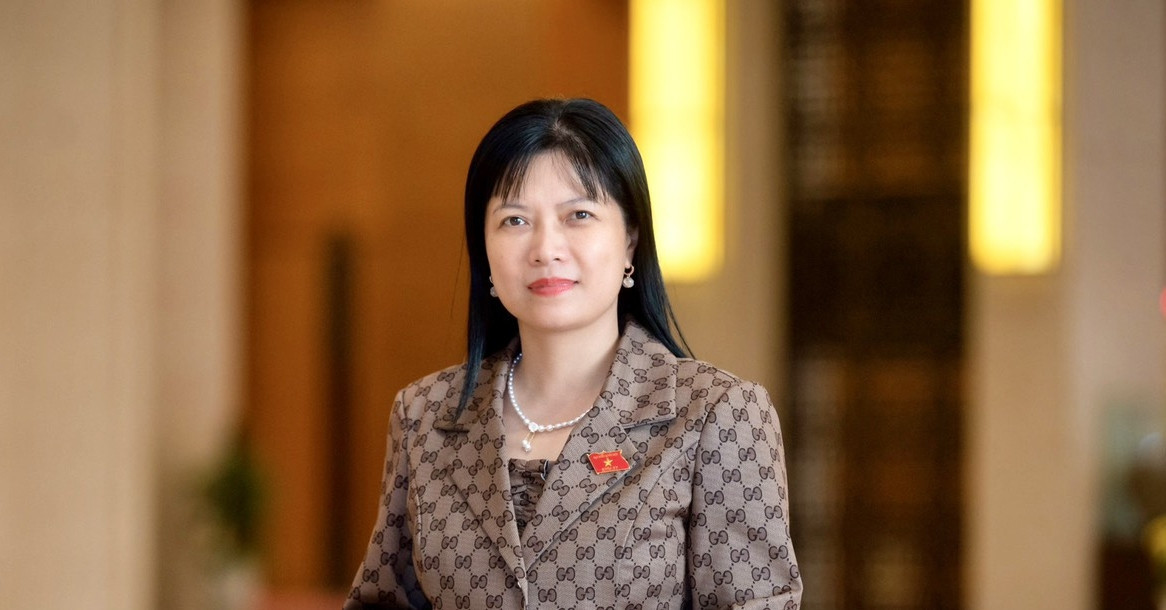 An election of renewal and the weight of every vote