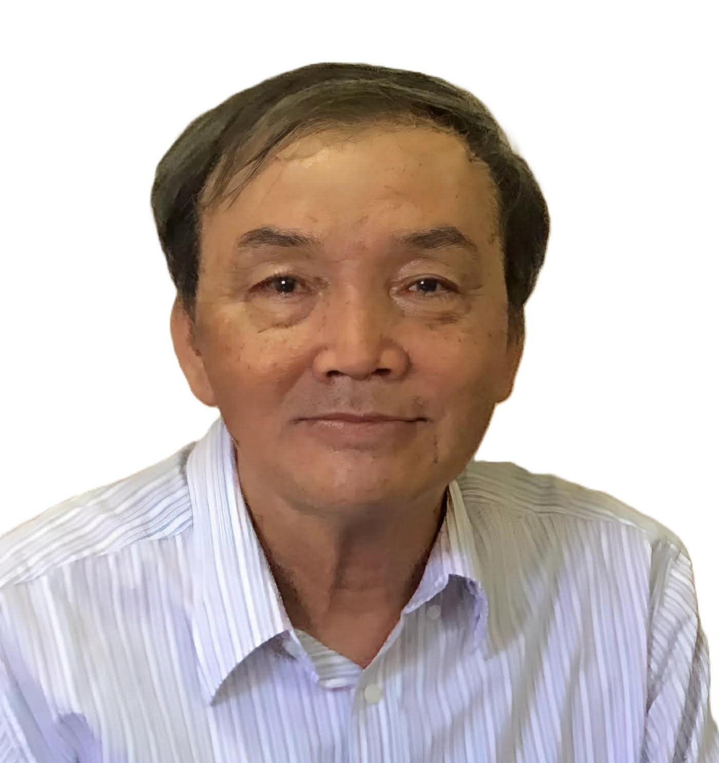 thay Phan Gia Tan.jpg