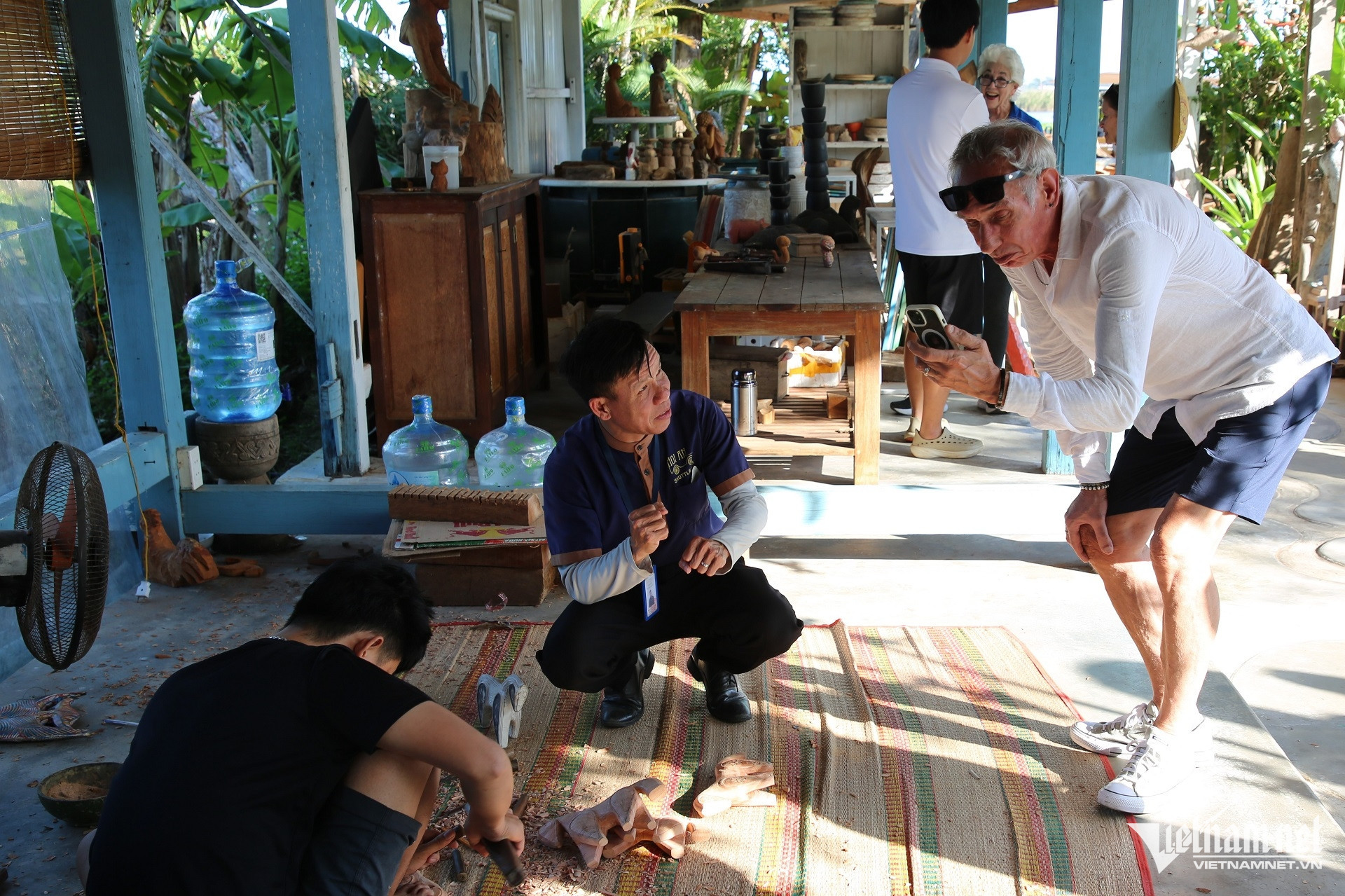 vietnam artisans11.jpg