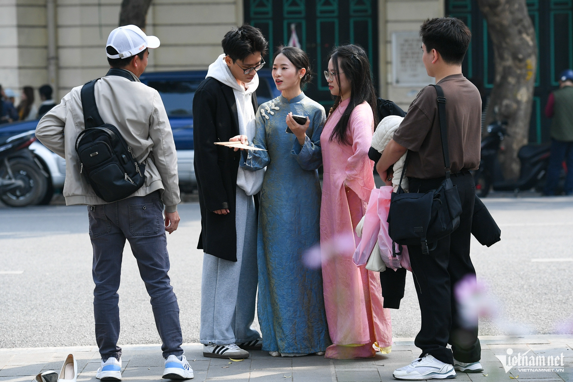 vietnamese youth2.jpg