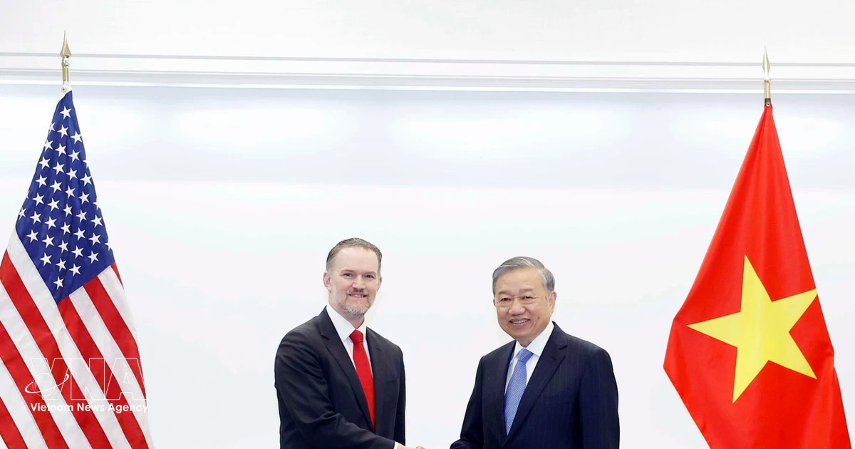 Vietnamese Party chief receives US Trade Representative