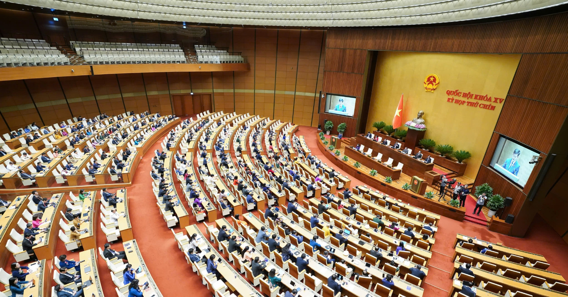 Seven female Gen Z candidates run for 16th National Assembly