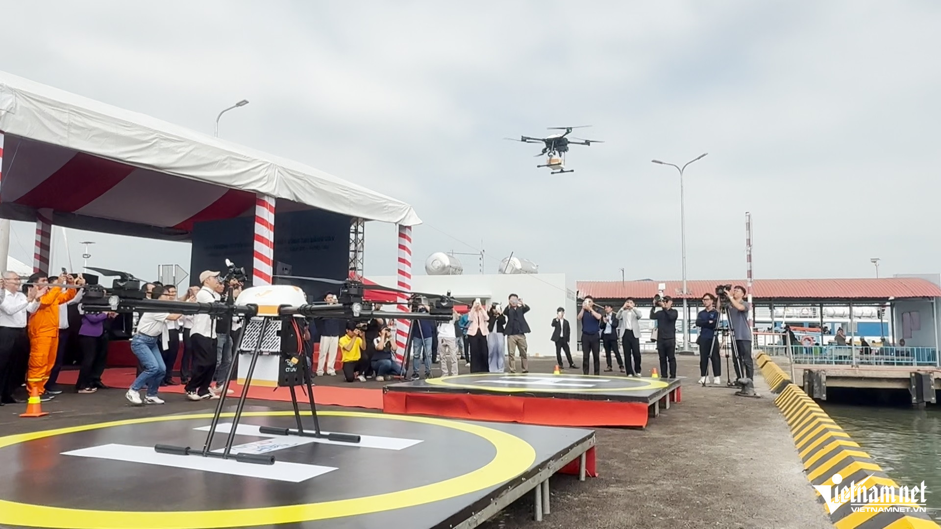 W-20260214 Bai KinhTeTamThap VNN_Anh1.jpg