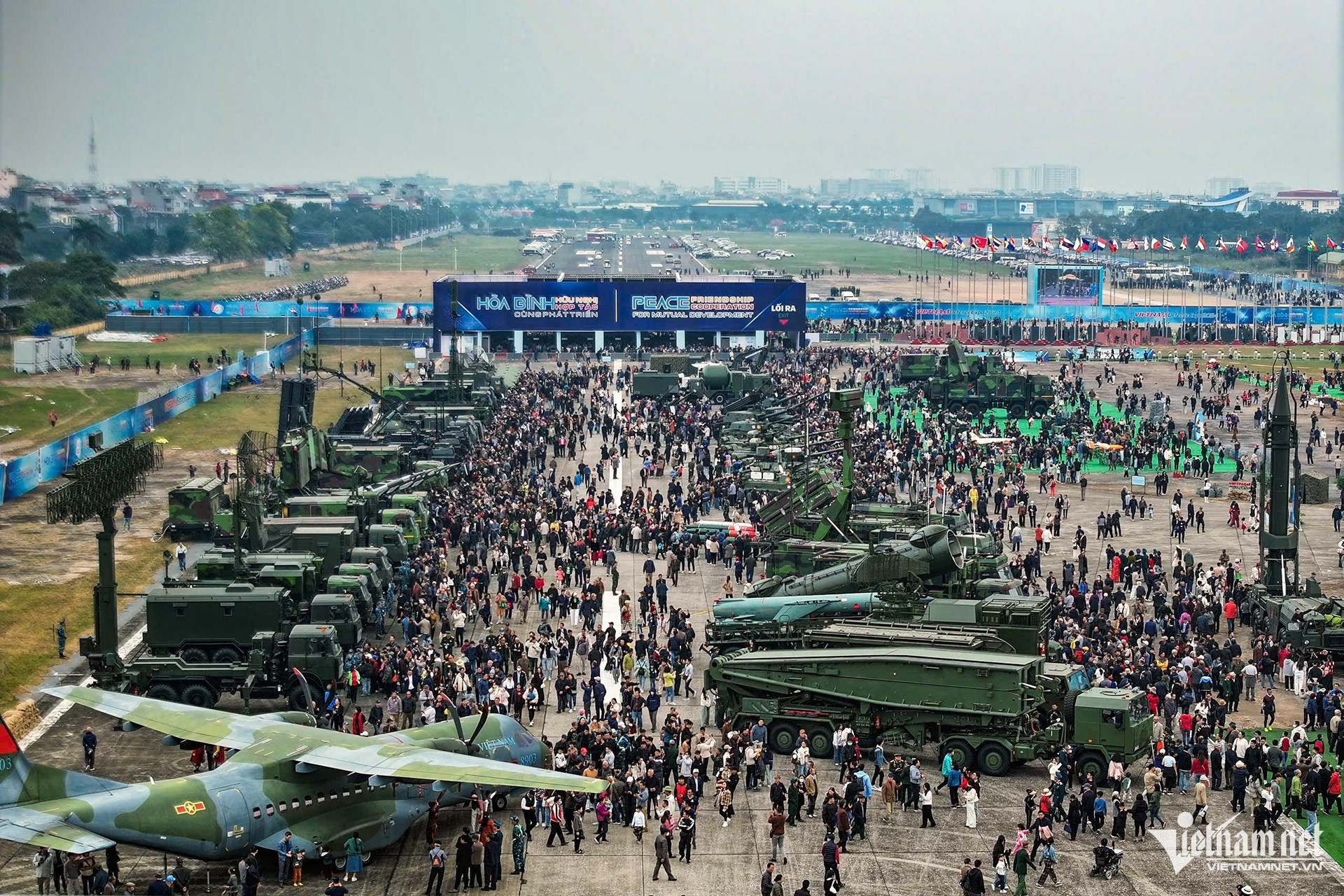 Vietnam to host expanded international defence exhibition in 2026
