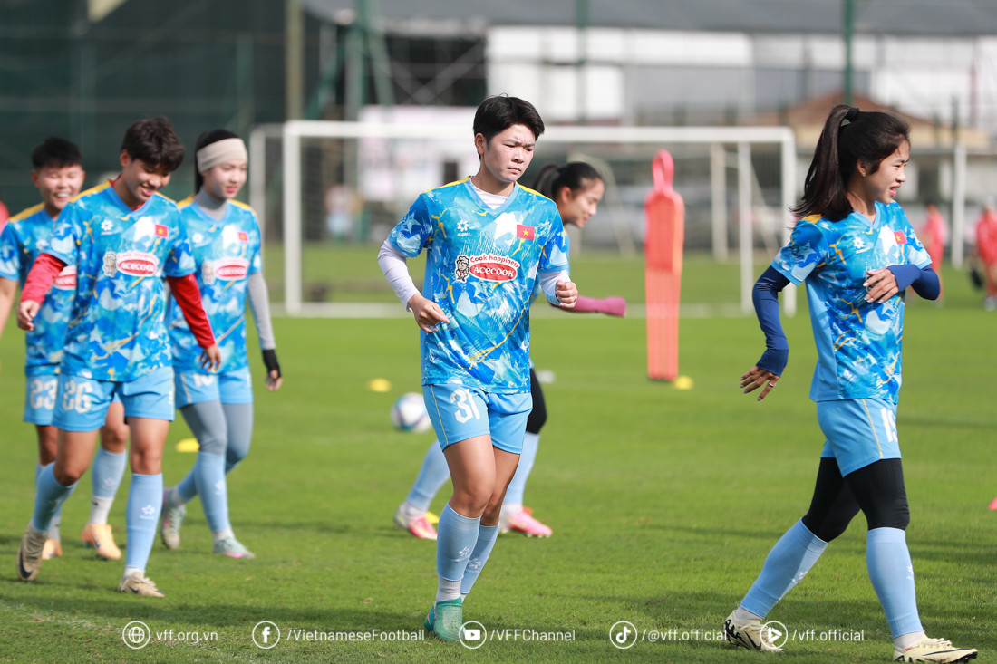 tuyen nu viet nam 1.jpg