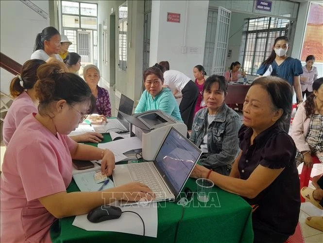 Vietnam fosters maternal and child healthcare, advances toward 2035 goals