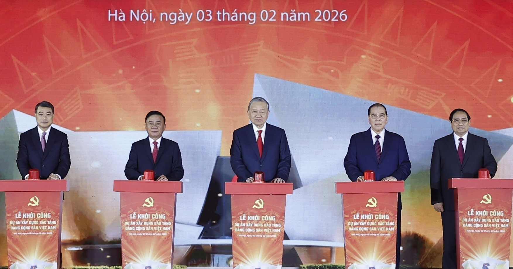 General Secretary attends groundbreaking of Communist Party Museum