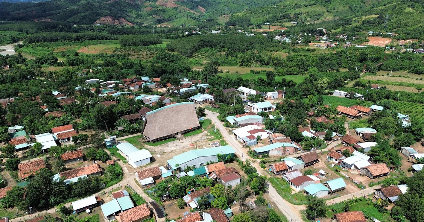 New national program targets poverty reduction and rural renewal