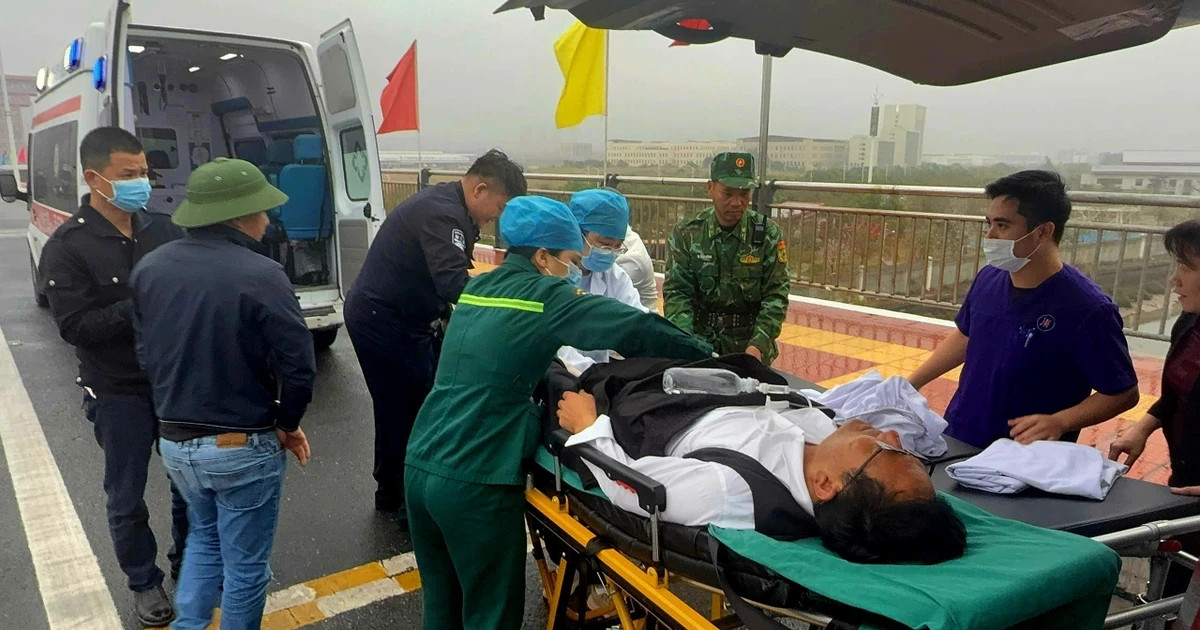 Vietnam, China open “green lane” for ambulance transfer on humanitarian grounds