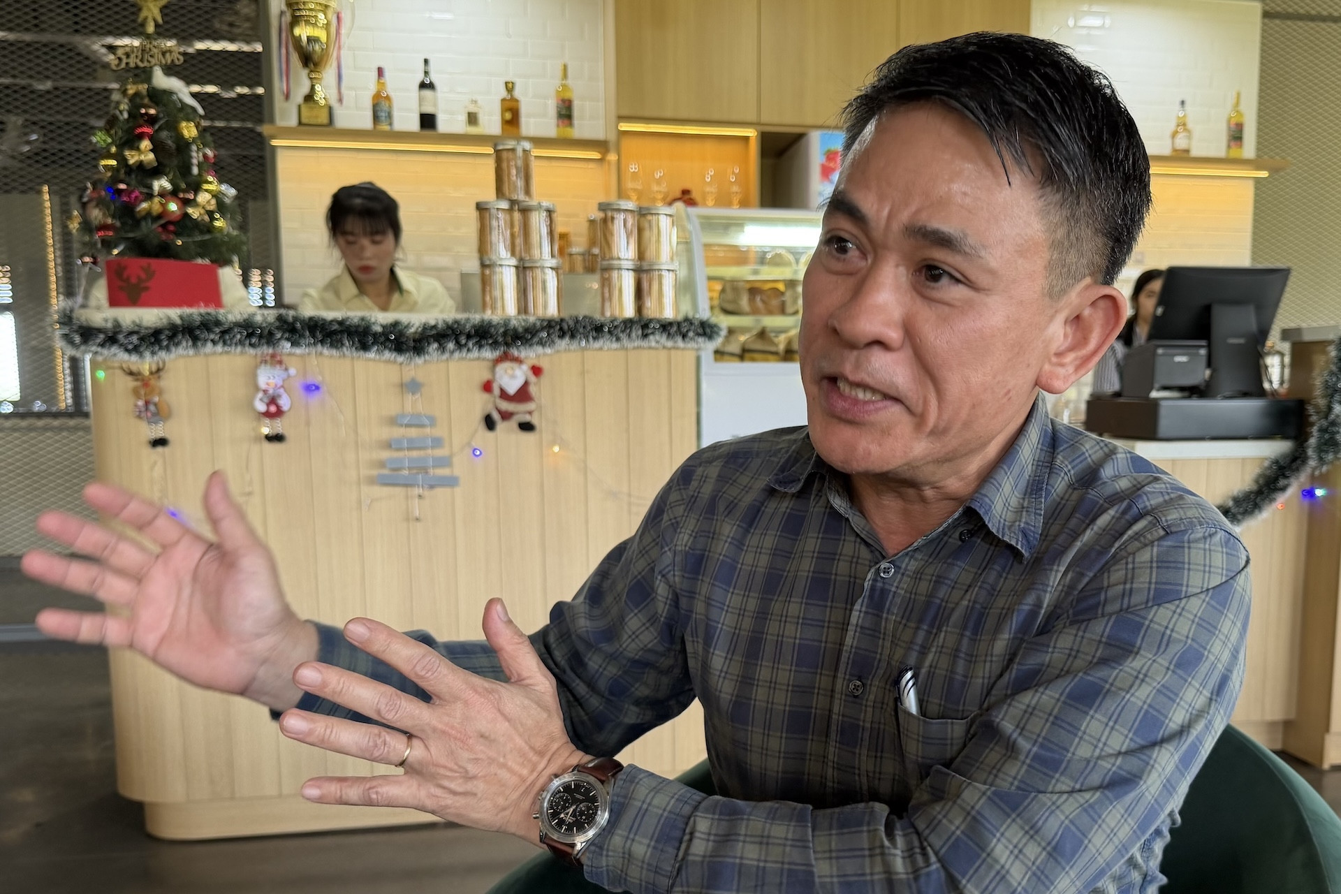 Behind a letter from Doan Nguyen Duc to THACO chair