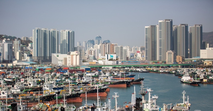 Vietnam’s 10% GDP goal: Lessons from Korea and China’s reform miracles