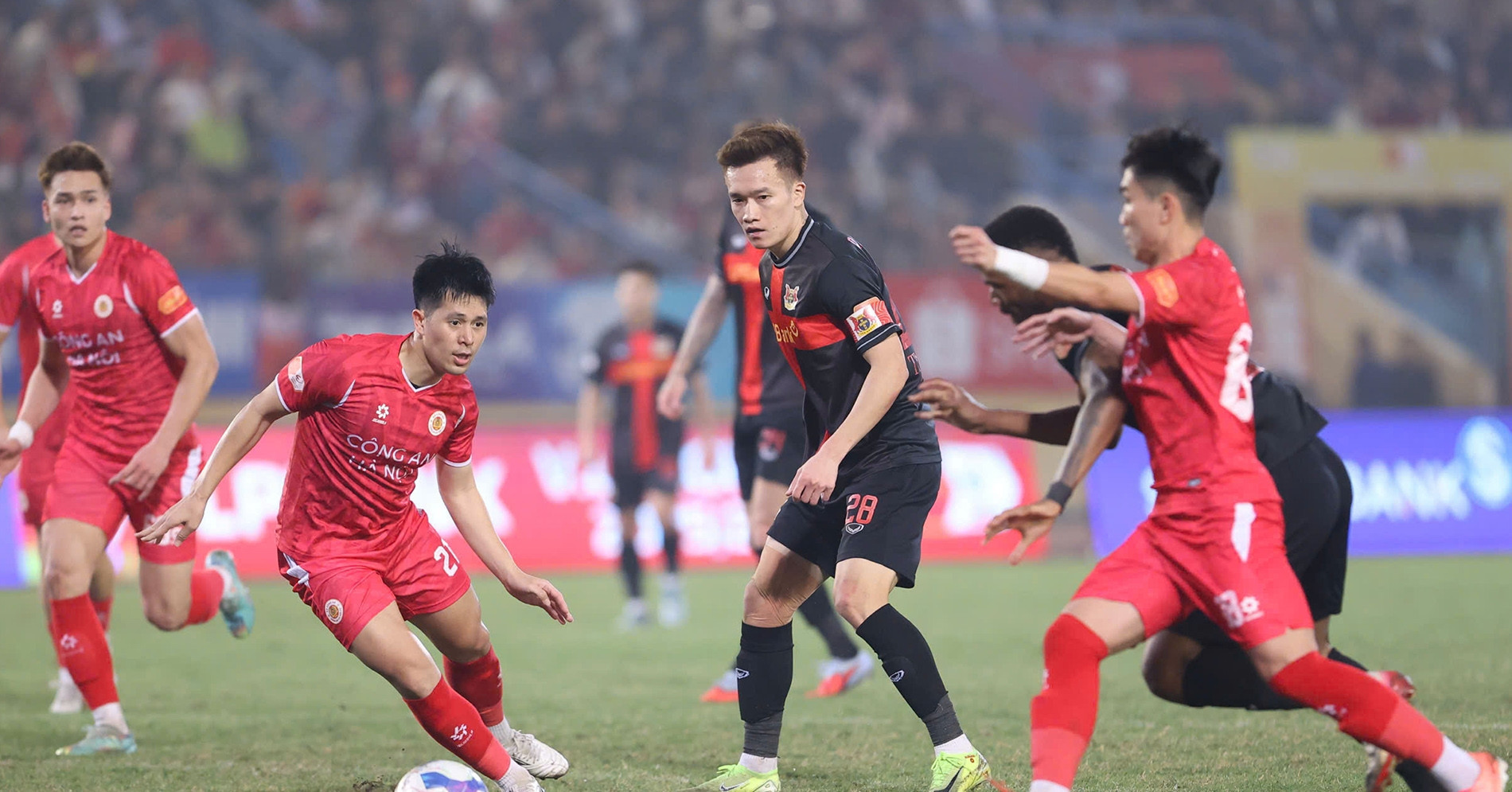 V-League grows unpredictable as U23 Vietnam reshape the season