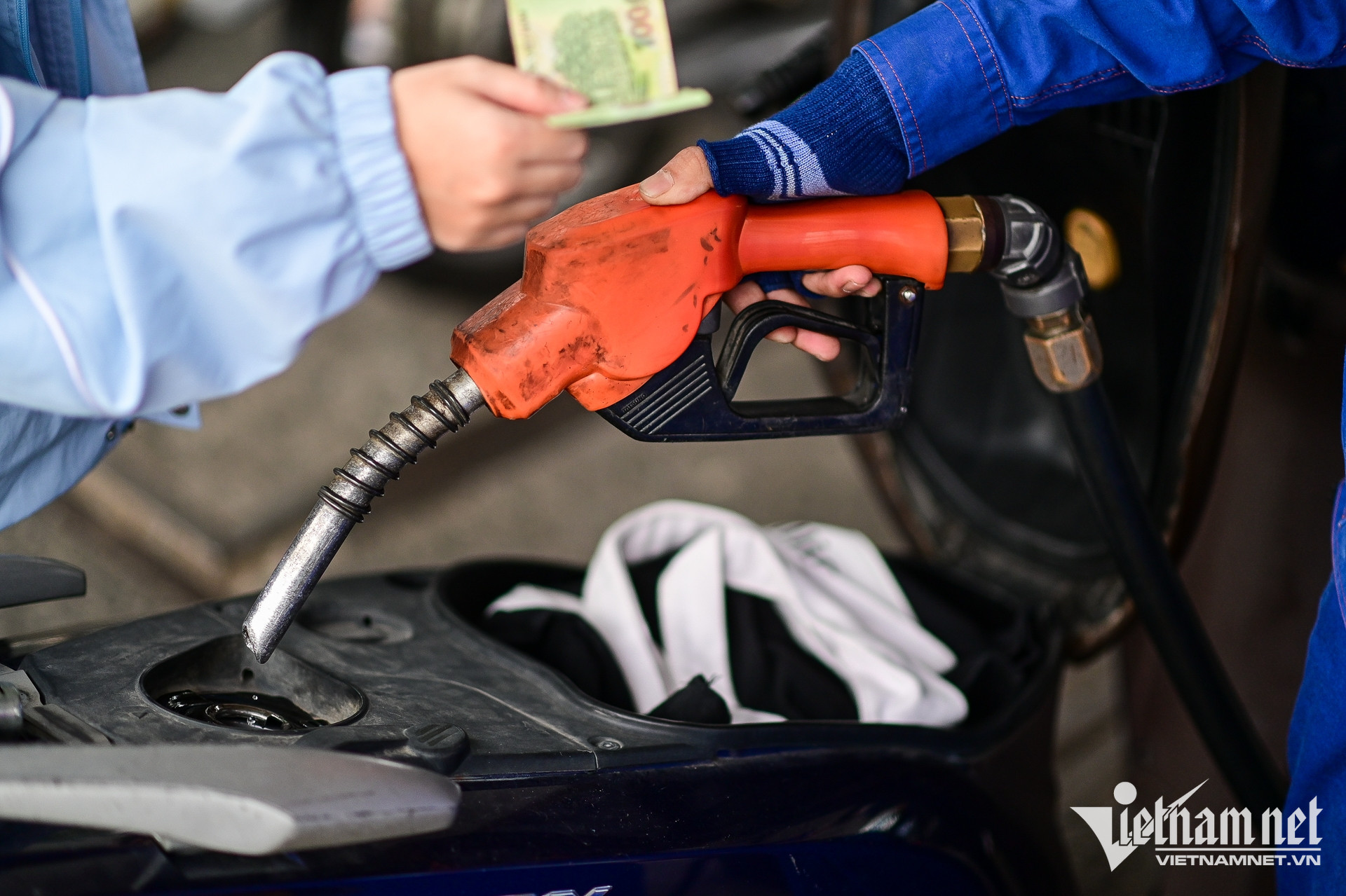 W-xăng dầu   Nguyễn Huế 12.jpg