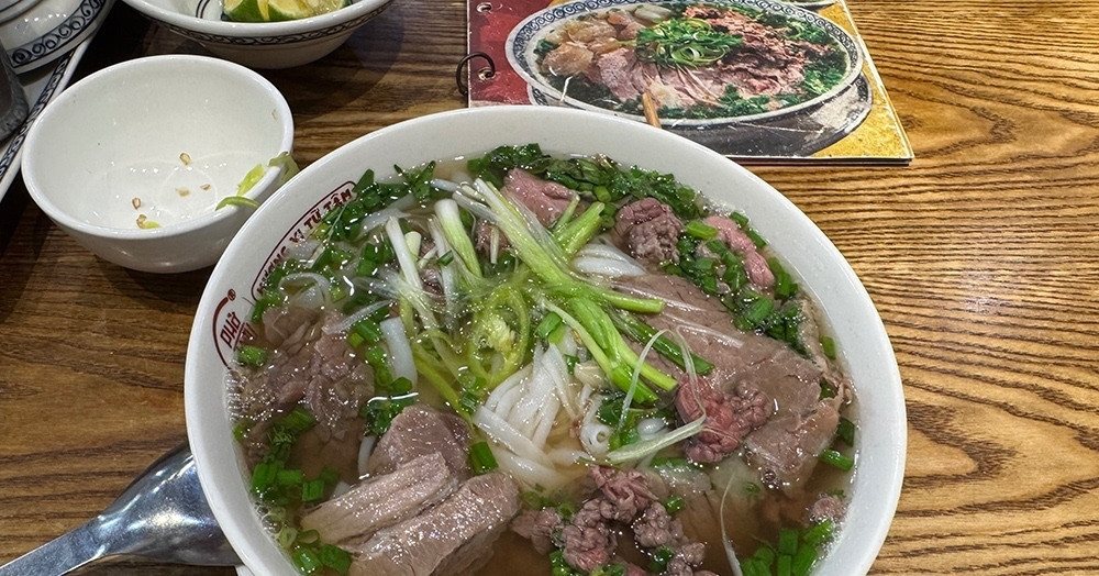 Hanoi’s affordable street food faces gradual price shift