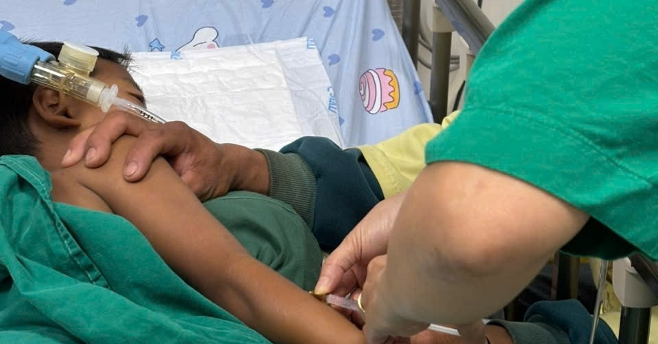 WHO rushes antidote to Da Nang as poisoned children show recovery