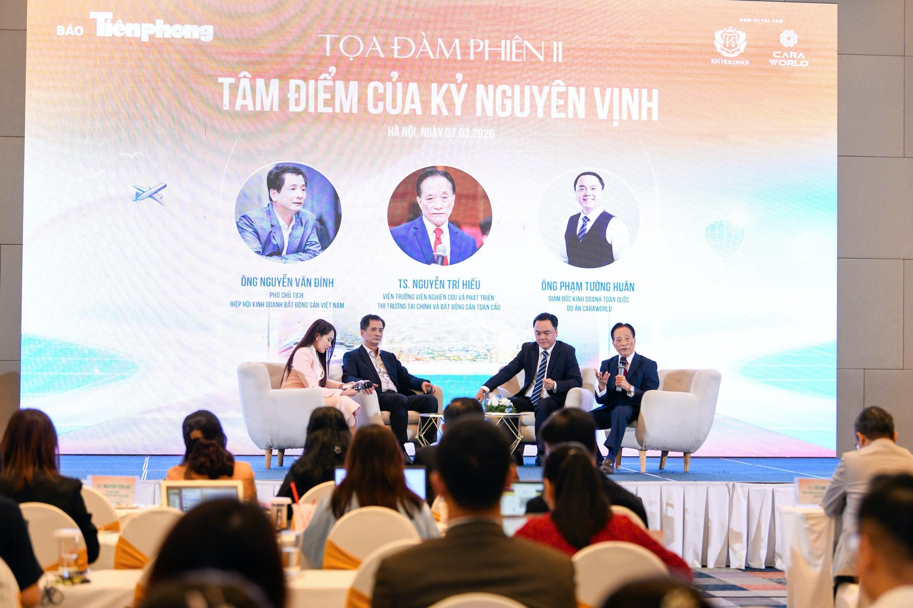 Capital from ultra rich flows into bays as new real estate market emerges