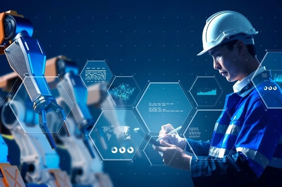 Vietnam advised to develop economic clusters to upgrade national competitiveness