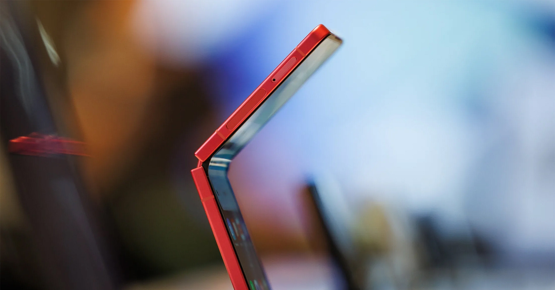 Leaks hint at limited battery upgrade for Galaxy Z Flip 8