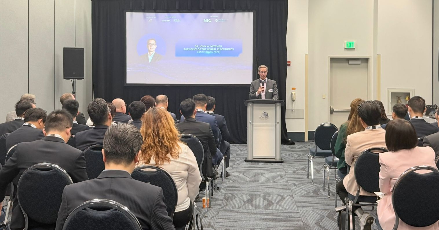 Vietnam draws strong interest from US tech investors