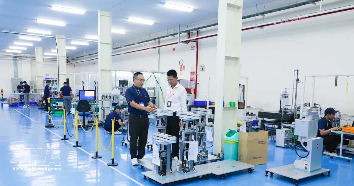 Vietnam steps up semiconductor development to fuel growth