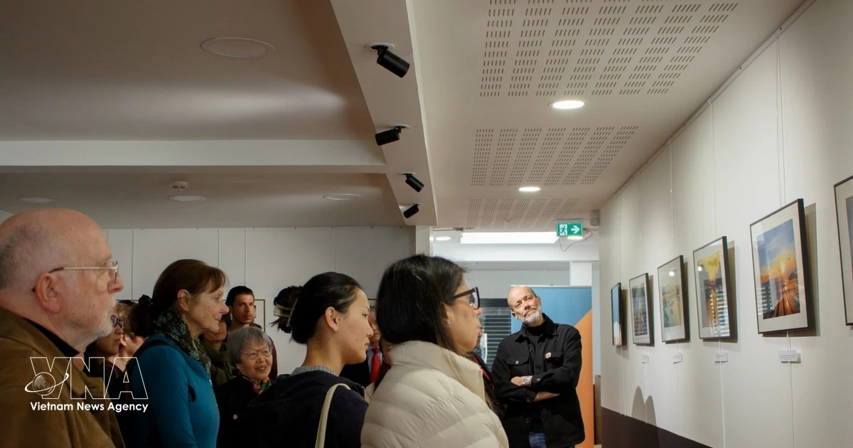 Photo exhibition highlights Vietnam’s land and people in France
