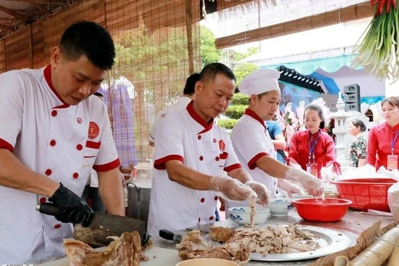 Pho Festival 2026 connects domestic, foreign food enthusiasts