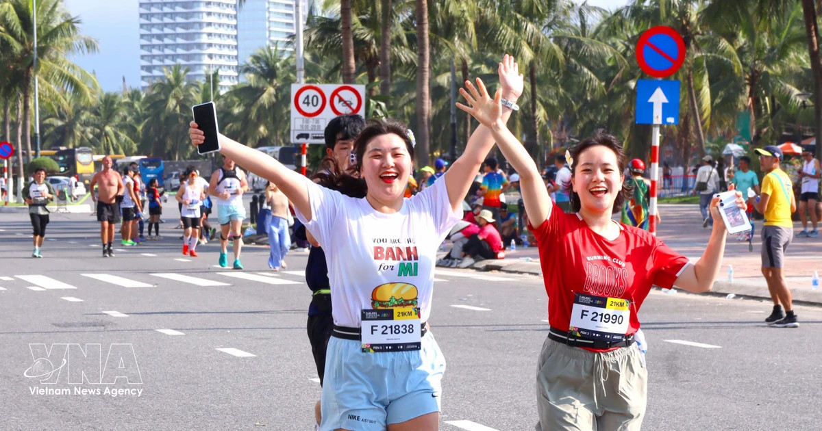 Vietnamese runners shine at Da Nang International Marathon 2026