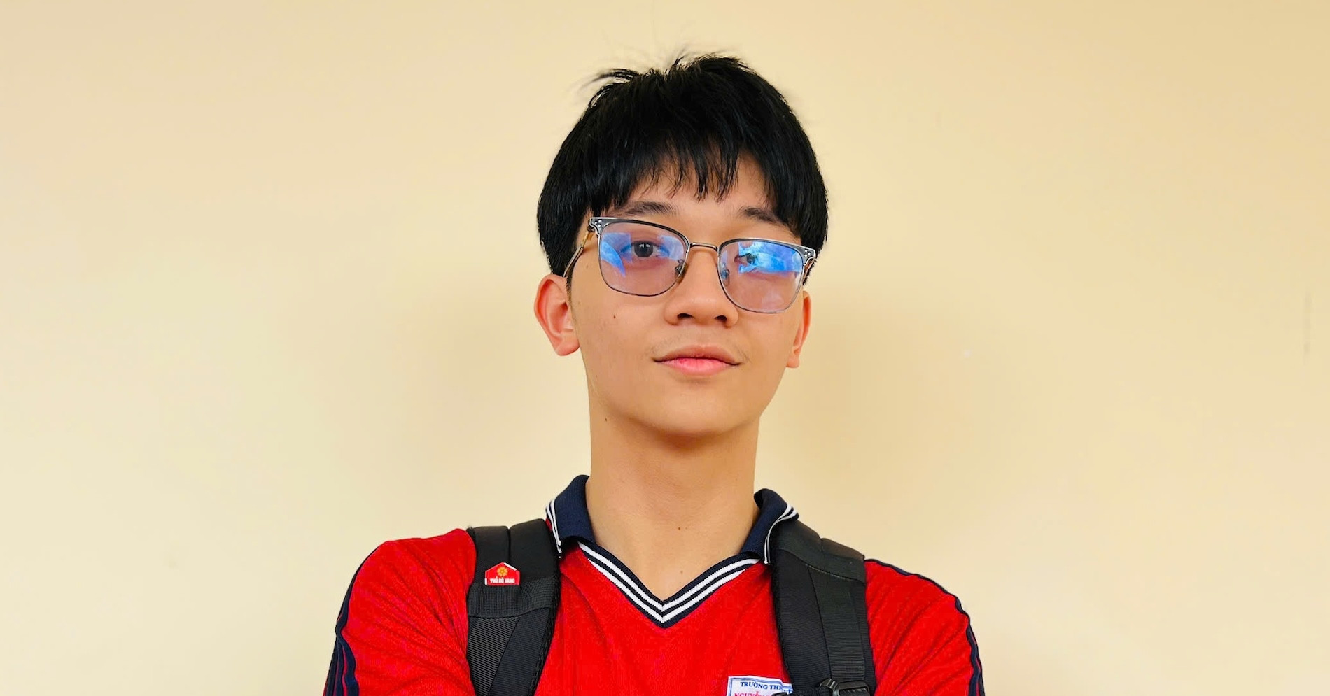 High school senior achieves record-breaking score in national thinking exam