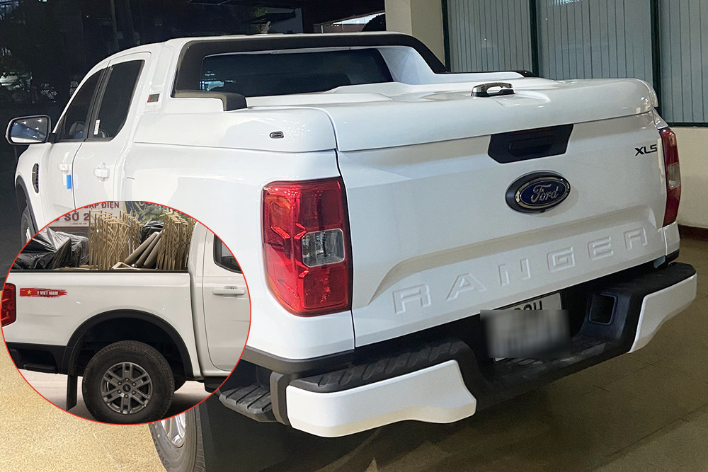 Pickup truck owners in Hanoi struggle under new traffic restrictions