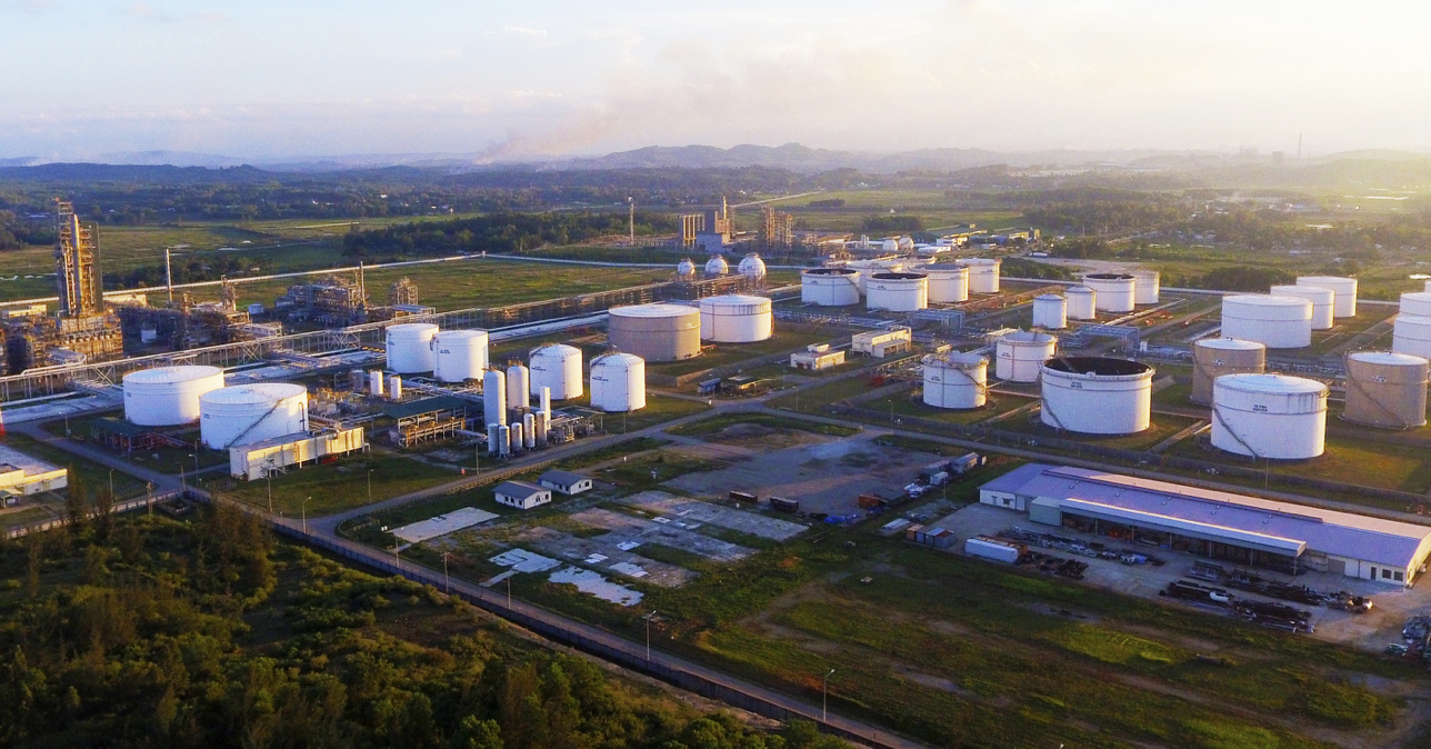 Vietnam ensures fuel supply despite pressure on key refineries