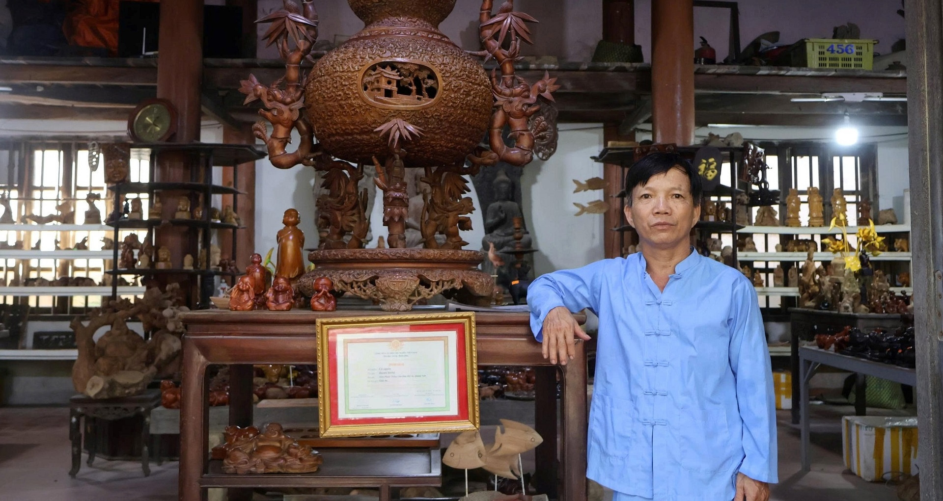 Guarding the soul of Kim Bong carpentry in modern times