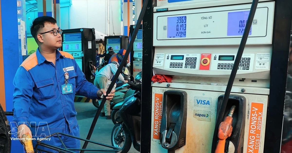 Vietnam cuts fuel taxes to zero till April 15 to stabilise energy market