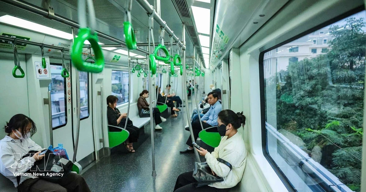 Metro, buses, electric vehicles becoming top choice for Hainoians
