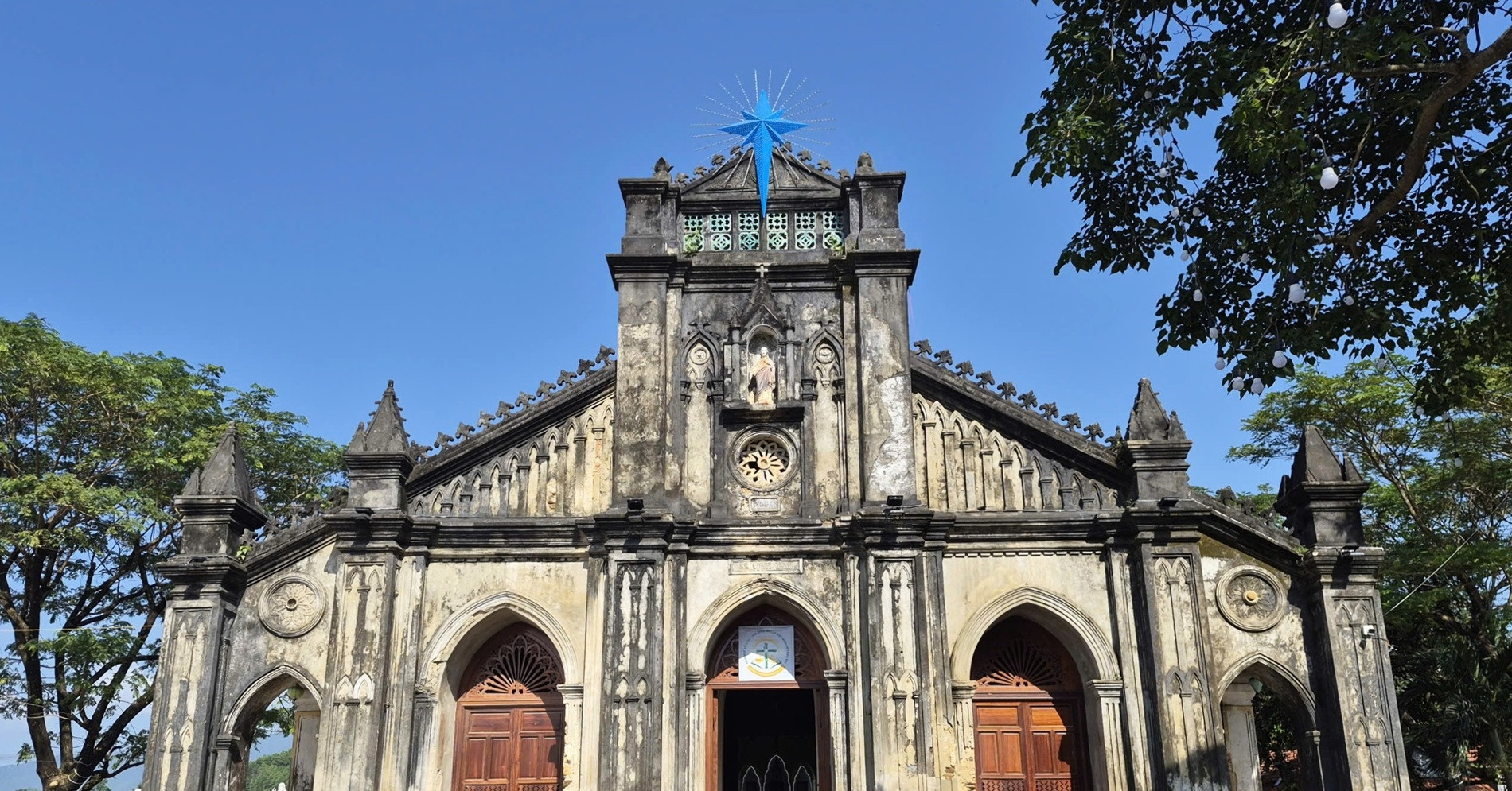 A 120-year-old church built with bark and vines