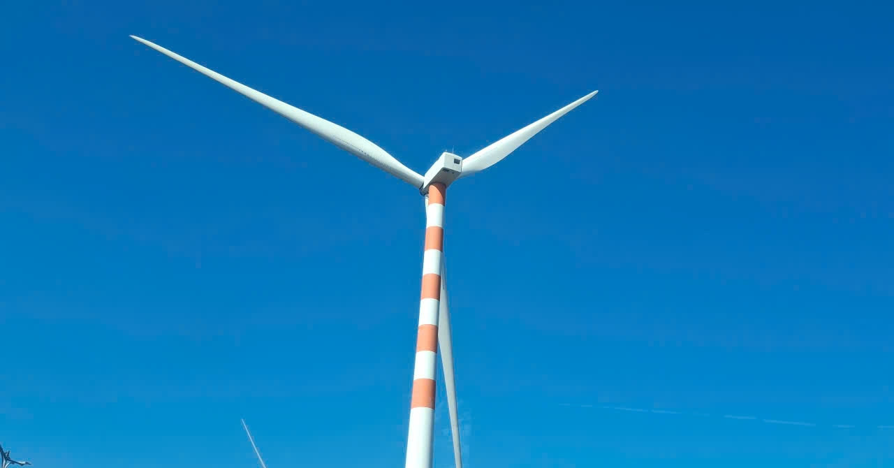 Fossil fuels remain cheap but pose growing supply risks