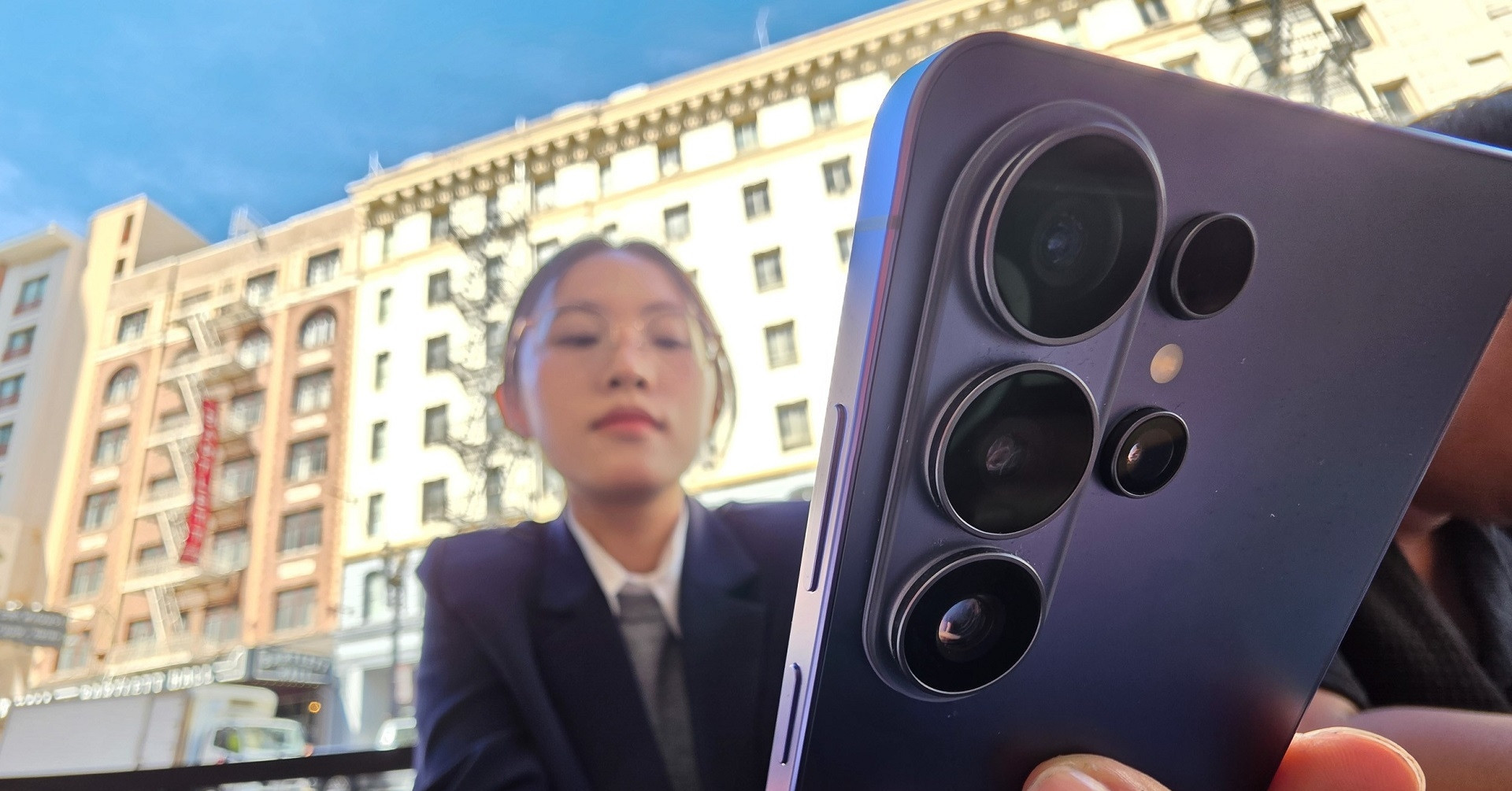 Galaxy S26 Ultra’s Privacy Display wins over skeptical reviewers