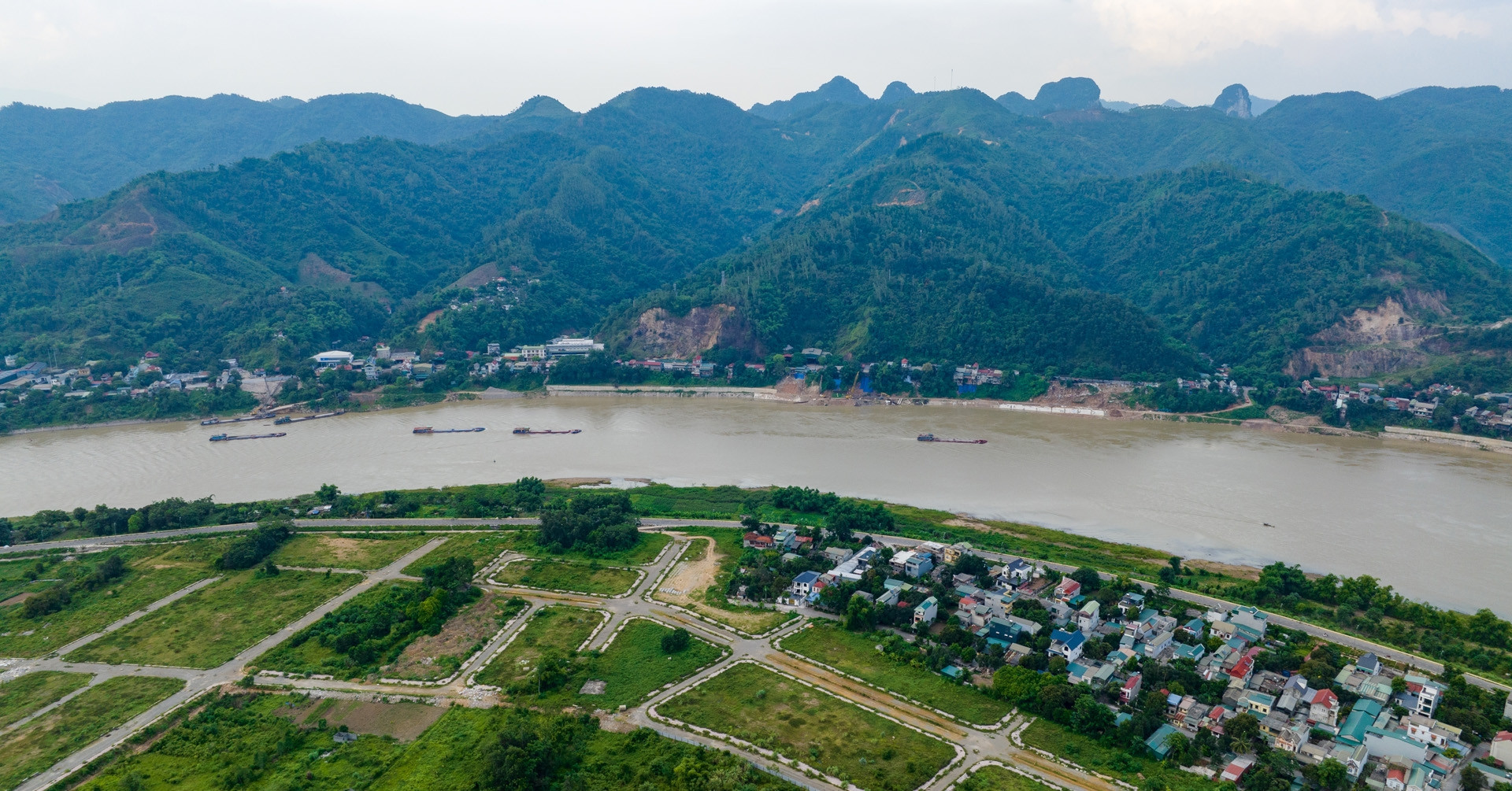 Rising interest rates reshape Vietnam’s property market