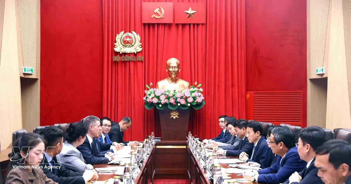 Vietnam, US eye stronger economic, trade ties