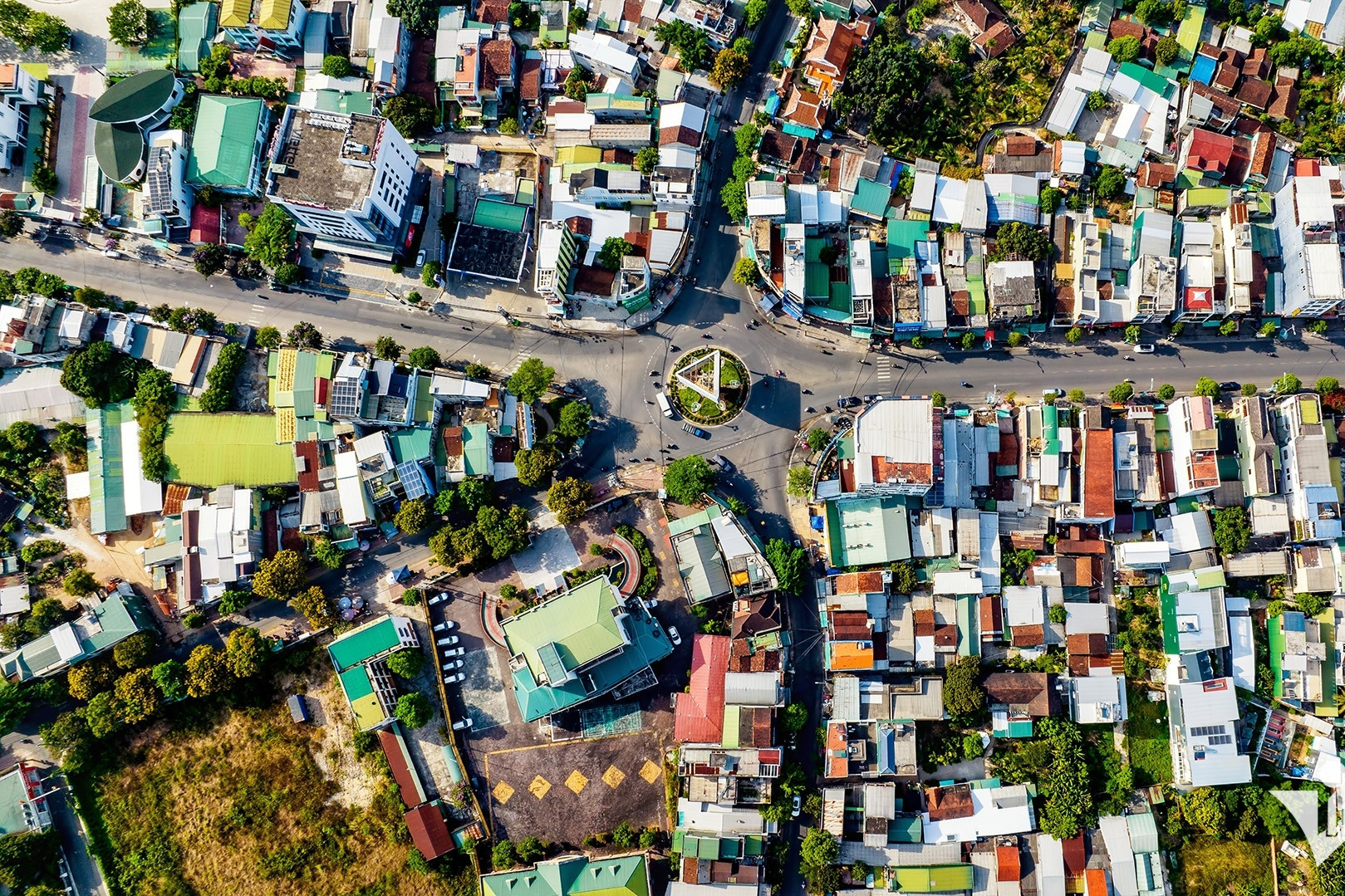 Vietnam mandates major institutional rearrangement by end of 2027