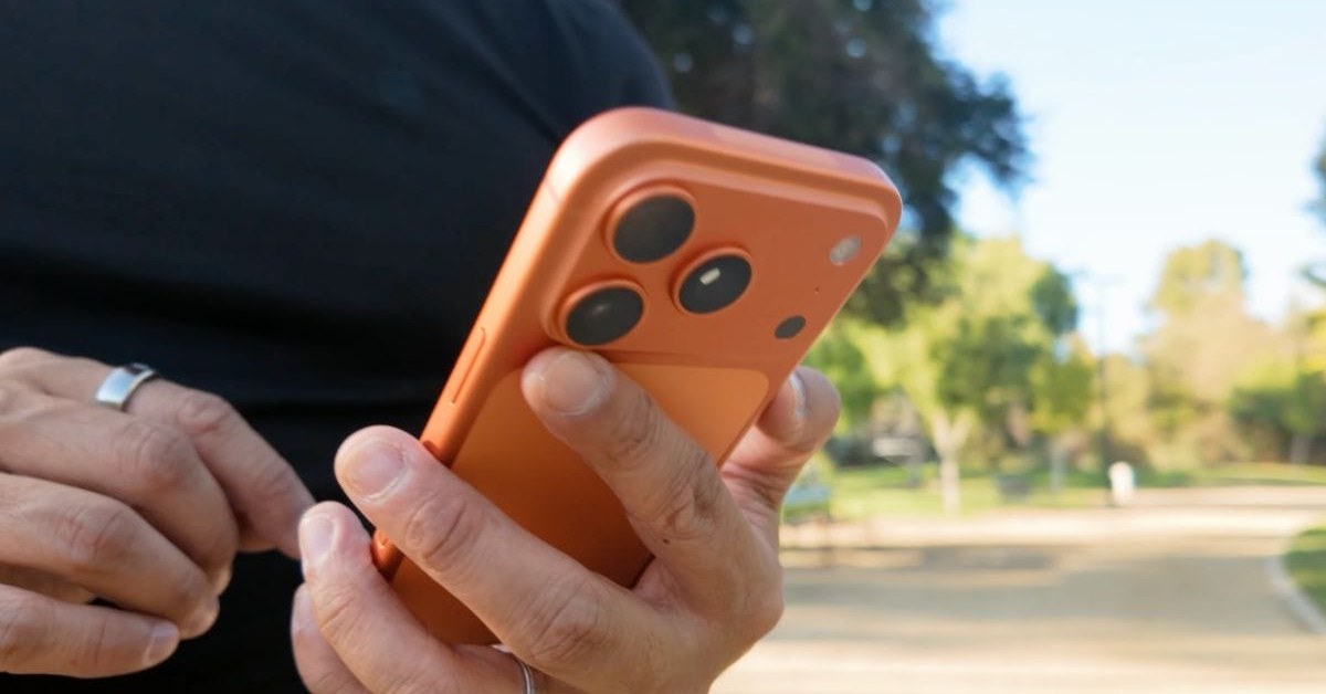 iPhone 17 Pro Max resale surge raises questions for Apple