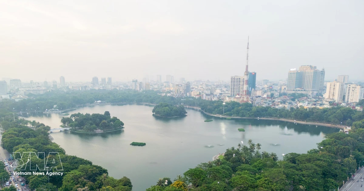 PM urges stronger action on climate-adapted urban development