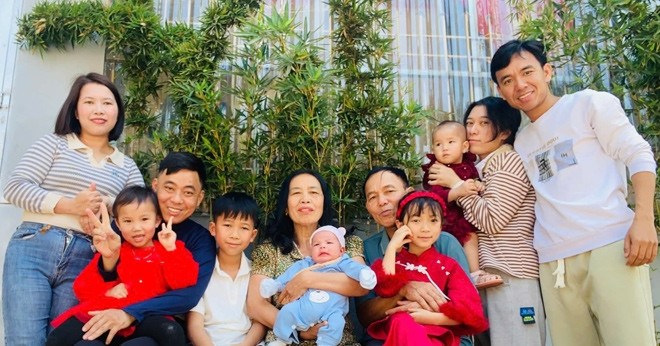 Brothers marry sisters, forming a warm and harmonious family in Hung Yen