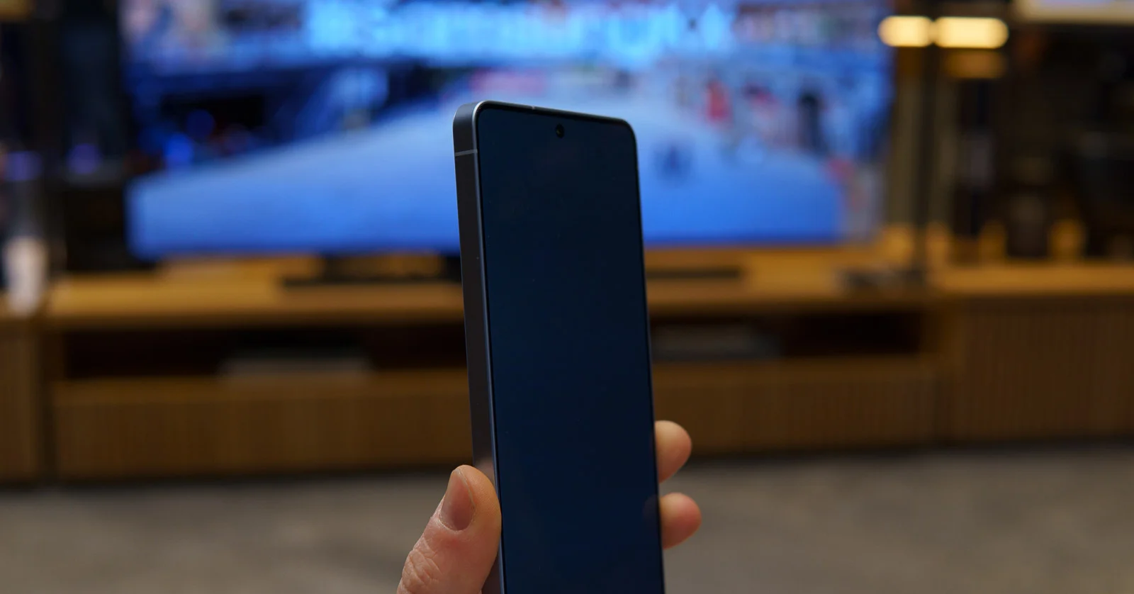 Samsung’s Galaxy S26 Ultra privacy screen sparks both excitement and concerns