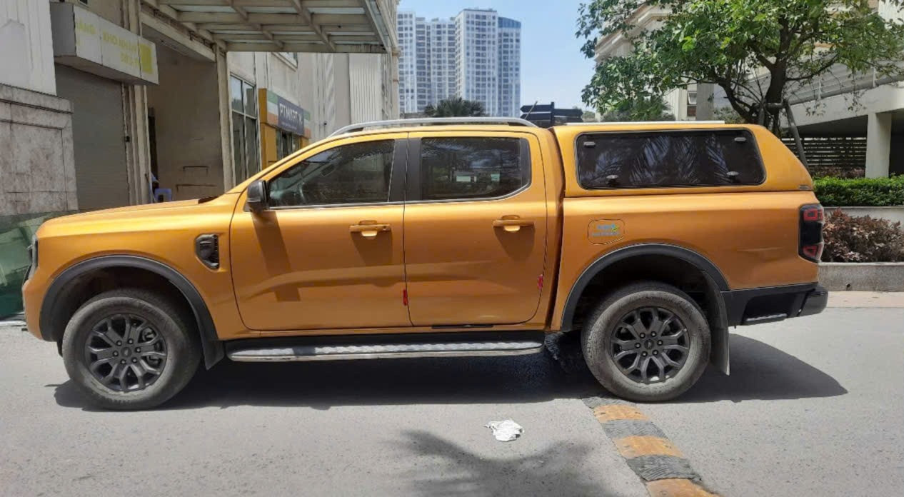 Should pickup trucks be banned from operating in inner-city areas?