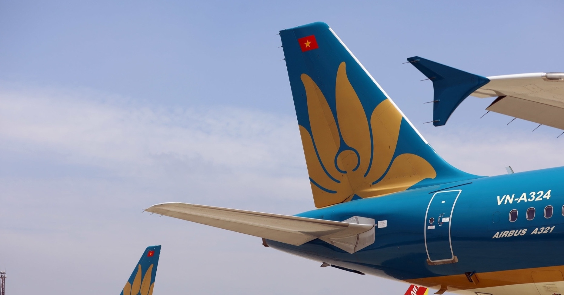 Airlines assured of fuel for holiday rush, ticket price hike pending